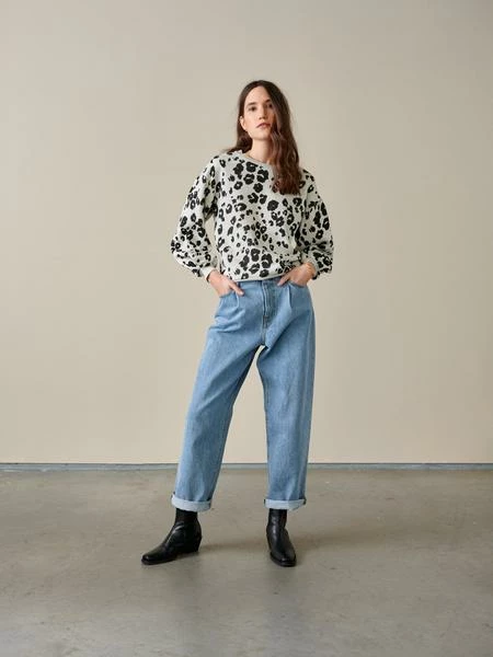 Bellerose Fafi Sweatshirt Grey Leopard 3 Bellerose Fafi Sweatshirt Grey Leopard